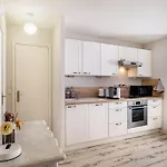 Sibel 2 Pieces Proche Pinede Plages Appartement Antibes