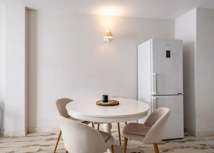 Sibel 2 Pieces Proche Pinede Plages شقة